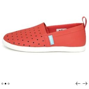 NATIVE SHOES VENICE SLIP-ON SNEAKERS in RED